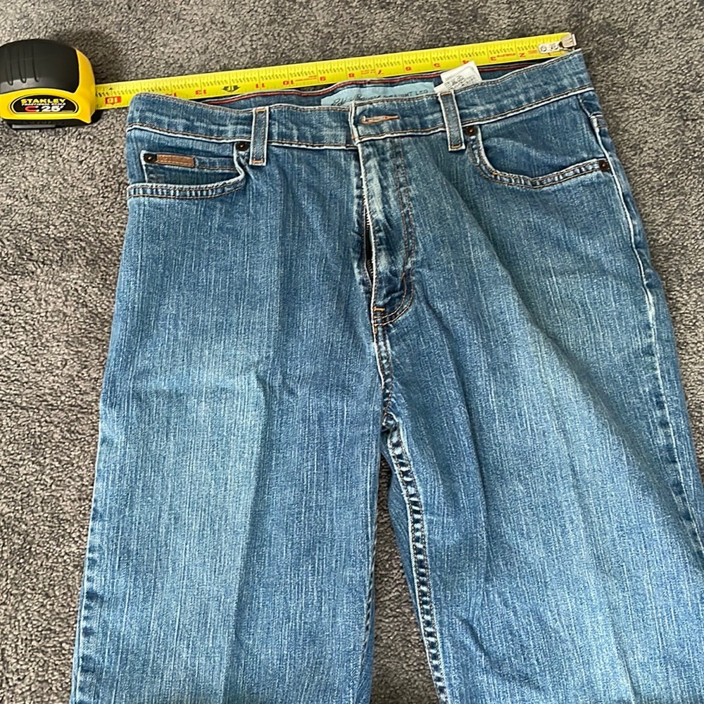 Women’s Eddie Bauer straight leg jeans size 12